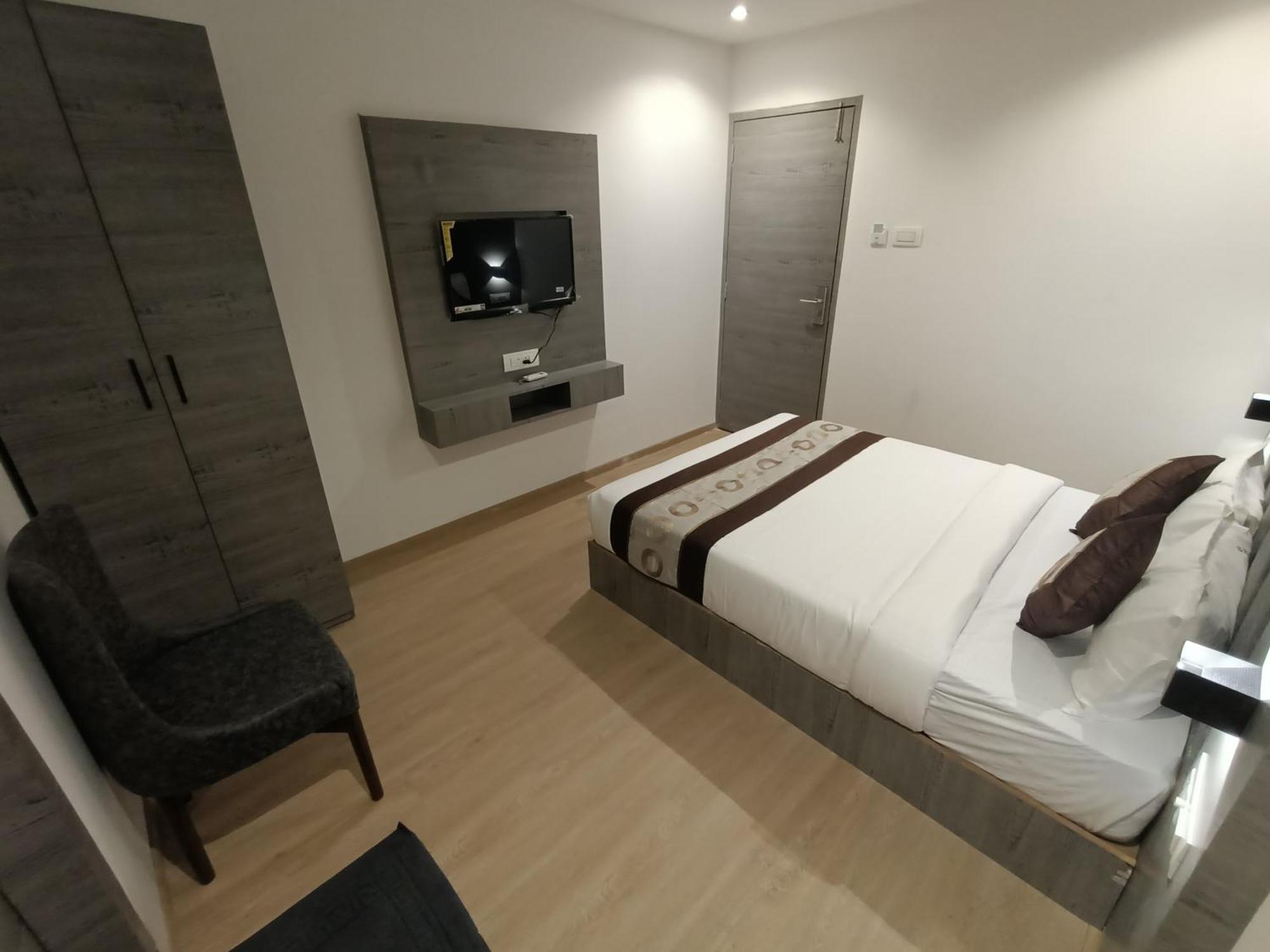 Hotel Beverly Palace Santacruz - Near Bkc - Mumbai Airport T1 Dış mekan fotoğraf