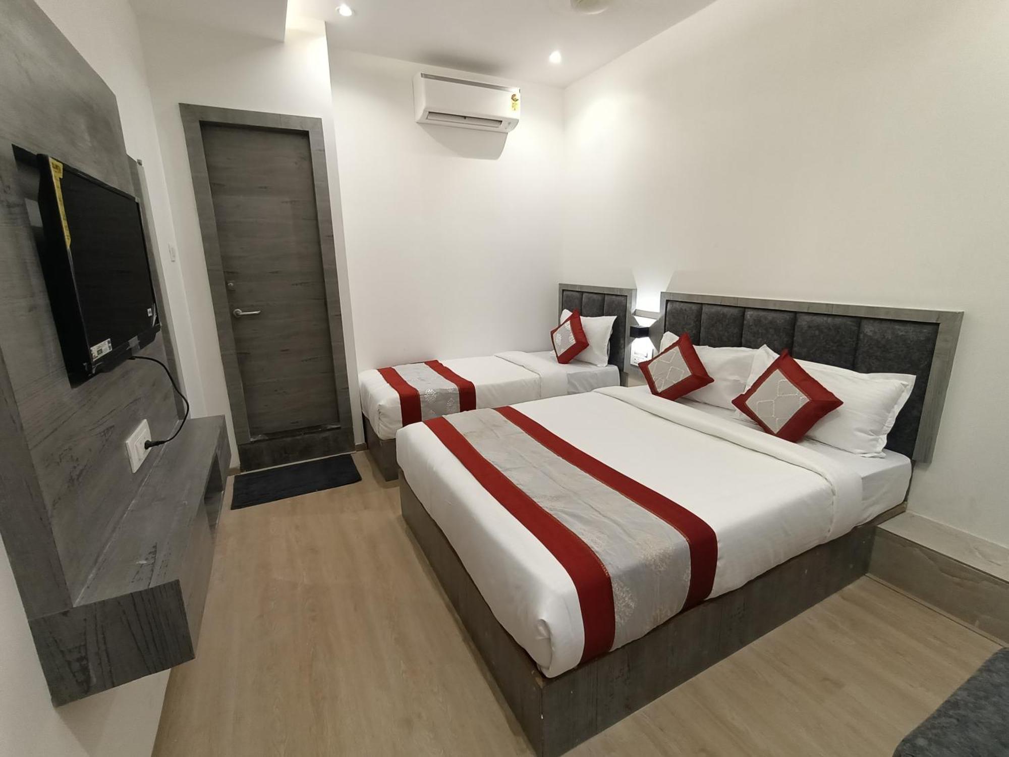 Hotel Beverly Palace Santacruz - Near Bkc - Mumbai Airport T1 Dış mekan fotoğraf