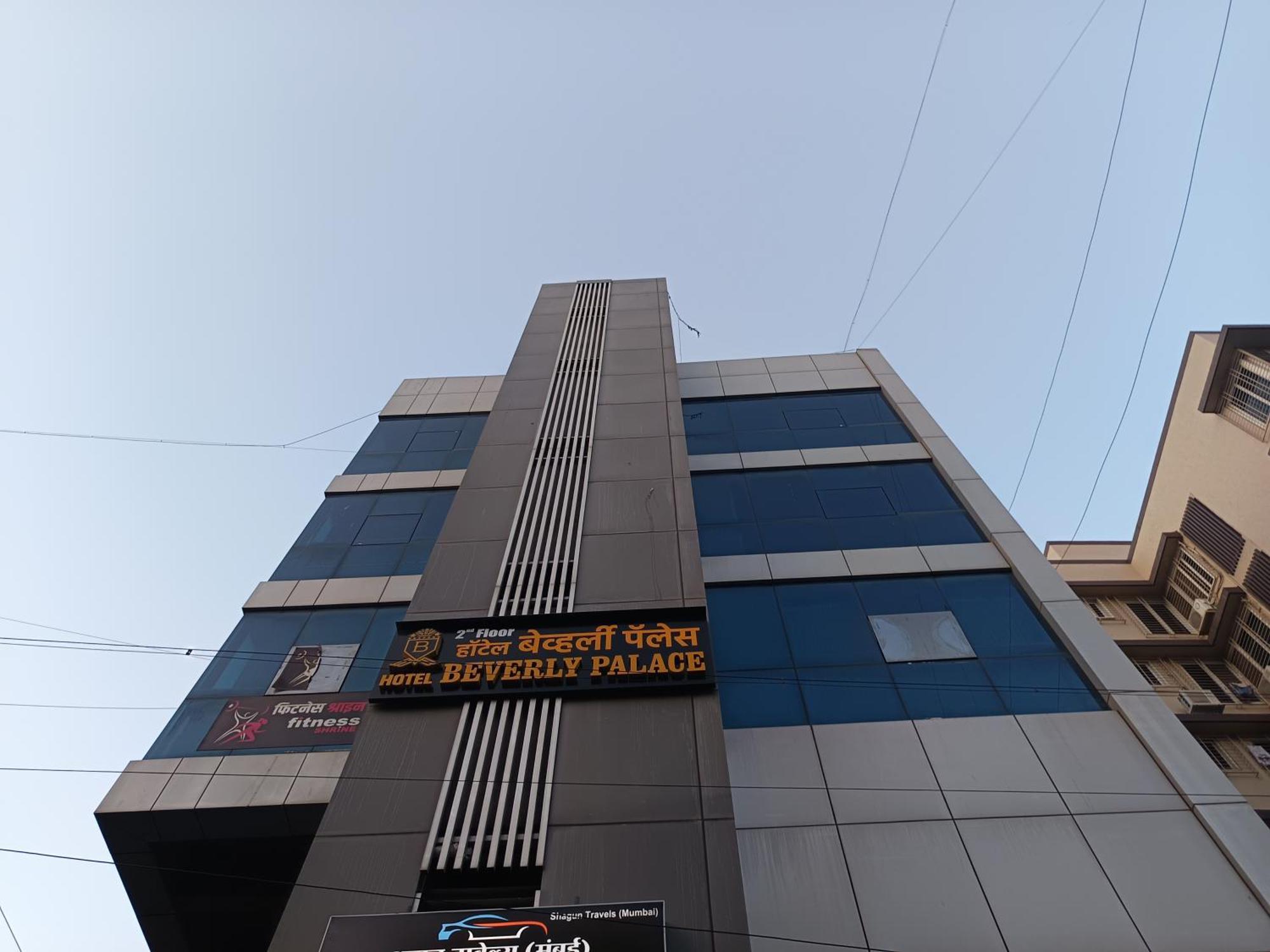 Hotel Beverly Palace Santacruz - Near Bkc - Mumbai Airport T1 Dış mekan fotoğraf