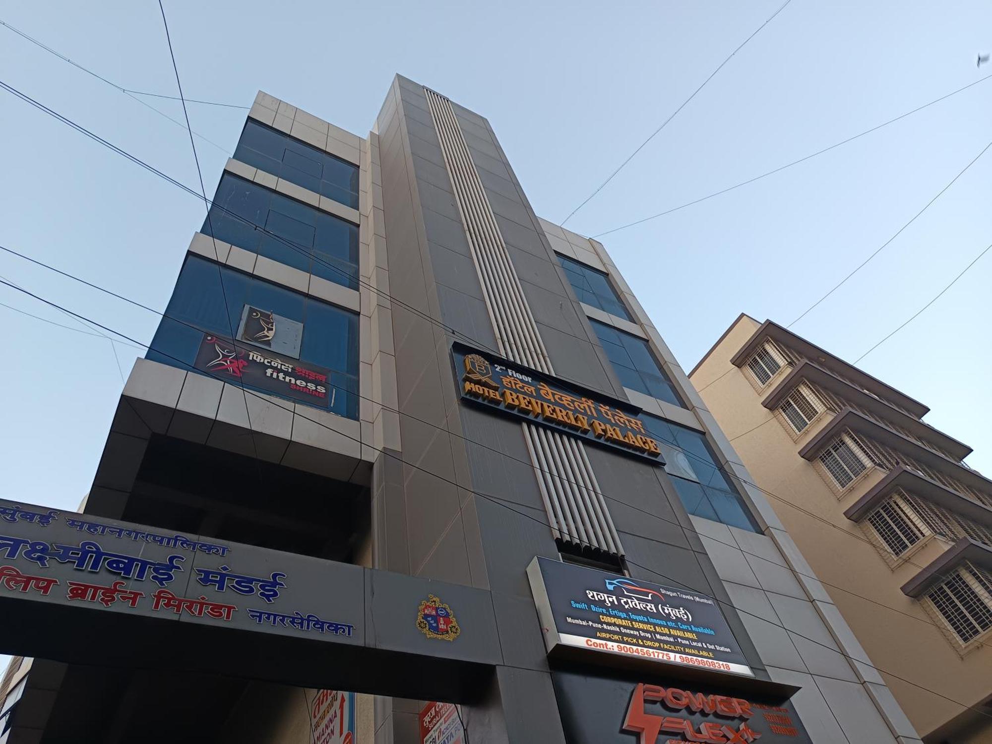 Hotel Beverly Palace Santacruz - Near Bkc - Mumbai Airport T1 Dış mekan fotoğraf